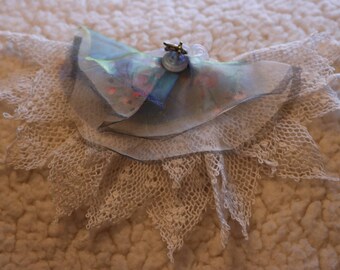 Upcycled doily hairclip