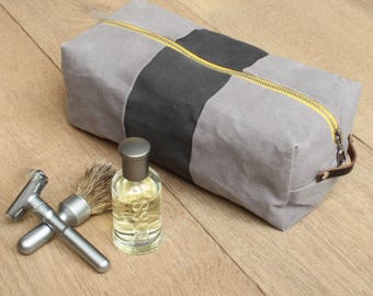 Dopp Kit - Toiletry Bag - Waxed Canvas