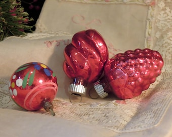 Three Vintage Red Mercury Glass Ornaments / Red Ornaments / Two Shiny Brite / Antique Hand Painted German Ornament