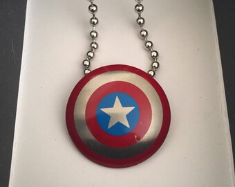 Captsin America shield pendent