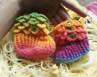 Rainbow Crocodile Stitch Booties 6-12 Months