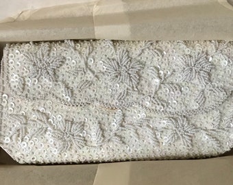Vintage La Regale Ltd. beaded clutch
