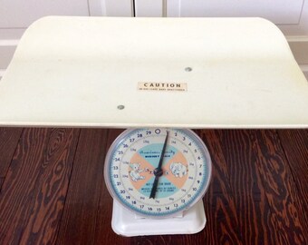 Vintage American Family Baby Nursery Scale, Nursery Scale, Baby Scale, Nursery Decor, Baby Photo Shoot, Baby Photo Props, Vintage Nursery