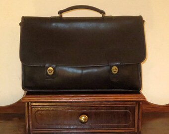 Dads Grads Sale Coach Diplomat Briefcase In Black Leather With Brass Hardware-Style No. 5170 - Made In USA- Very Good Condition