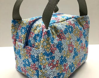 Insulated Lunch Tote