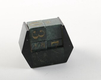 Vintage Asian Desk Calendar