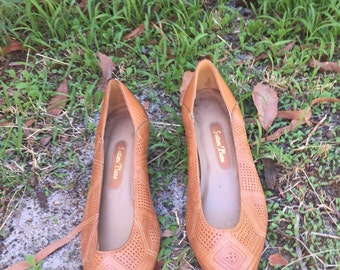 Leather flats