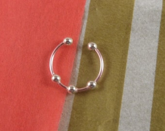 Fake Septum Ring, Rose Gold With Triple Studs, Fake Septum Ring, Fake Nose Ring, Nose Ring, Faux Nose Ring, Septum Ring, NO PIERCING NEEDED