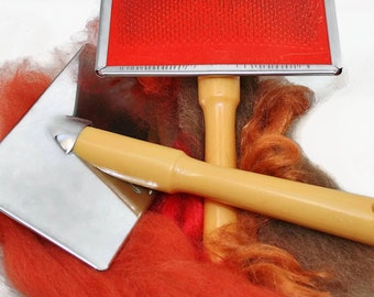 Pair of wool hand carders for blending small amounts of wool for felting. 2 hand carders