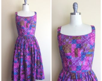 1960s / 1950s Vintage Abstract Print Pink Sundress / 60s / 50s / Purple Fit and Flared Day Dress / Small