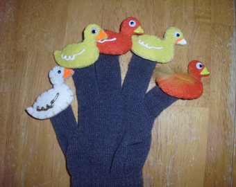 5 Little Ducks Glove Set