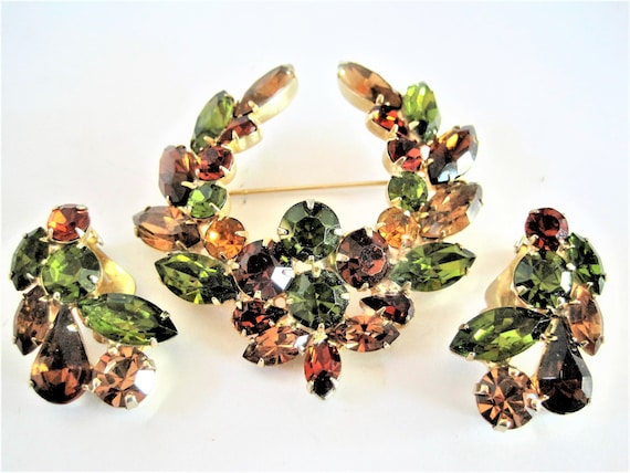 Green Brooch Set, Designer Signed Tara, Peridot Rhinestone, Topaz and Citrine, Brooch Earrings, 60’s brooch set