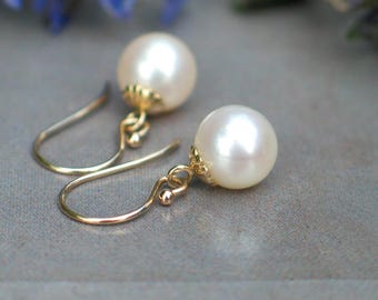14k Yellow Gold Pearl Earrings | 8mm White Freshwater Pearl | Fluted Detail | June Birthstone | Wedding | Everyday Dangles | Ready to Ship
