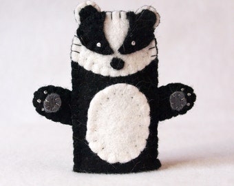 Badger finger puppet, felt finger puppet, badger felt finger puppet, finger puppet, badger puppet, badger