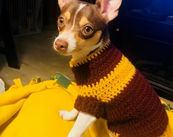Dog sweater/Dog clothes/Minnesota Gophers/Dog/Puppy/Dog Apparel/Handmade/Crochet/Knit