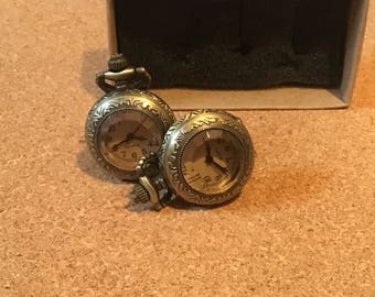 Cufflinks,steampunk working watch