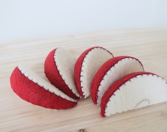 Felt Apple - Felt Apple Slices - Felt Food - Pretend Food - Play Food - Play Food Apple - Play Food Apple Slixes - Plush Toy - Pretend Play