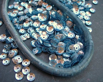 Vintage French Sequins MATTE SILVER Gray AB 5mm cupped metallic couture Paris lot full strand