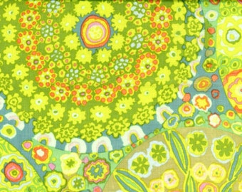 Kaffe Fassett - GP92, Millefiore green - 1/2 yard cotton quilt fabric 516