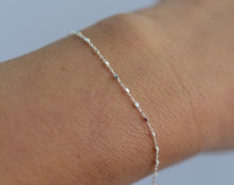 Silver Satellite chain bracelet, Sterling Silver chain bracelet, Dainty bracelet, Delicate bracelet, Layering bracelet, Minimalist bracelet