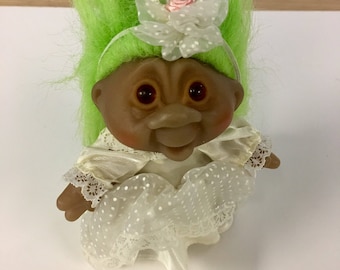 Norfin Treasure Troll White Wedding Dress Bride Green Hair