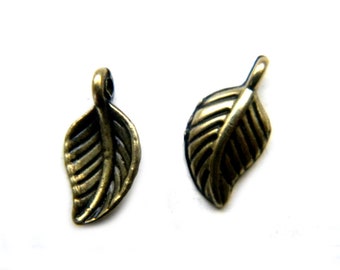 10 Small Bronze Leaf Charms - 14mm