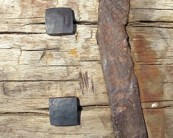 32 Square Head Nails Lot Decorative 3/4" Wrought Iron Clavos Furniture Wood Door Gate Metal Stud Country Antique HAND FORGED Period Hardware