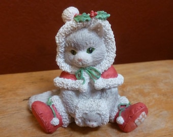Enesco 1993 Priscilla Millman Wrapped in the Warmth of Friendship figurine