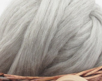 Natural Grey Corriedale Wool Top Roving - Undyed Natural Spinning & Felting Fiber / 1oz