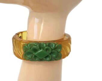 Carved Bakelite Bangle, Bakelite Bracelet, Carved Bakelite, Bakelite Bangle Bracelet, Bakelite Jewelry, Apple Juice Bakelite Bracelet