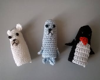 Finger puppets: animals of the ice