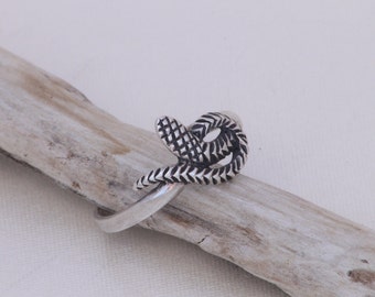 Sterling silver snake ring / snake ring / sterling silver serpent ring / protective amulet / serpent / snake / amulet / serpent ring / 24