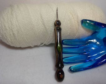 Loom hook - 1 Handmade Too Shay Knitting Loom Hook Handle Color Wood