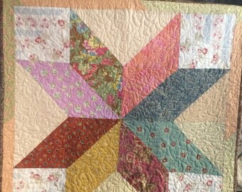Farmhouse quilts Etsy Vintage farmhouse quilts