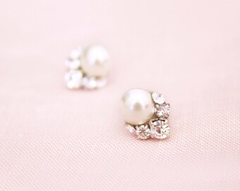 Celestial Pearl Cluster Earrings, Studs, Wedding Earrings, Bridal Earrings, Cluster Earrings, Crystal Earrings, Pearl Earrings, Pearl Studs