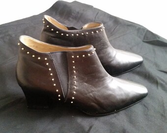 SALE*Vintage 80's Black Leather Studded Short Boots