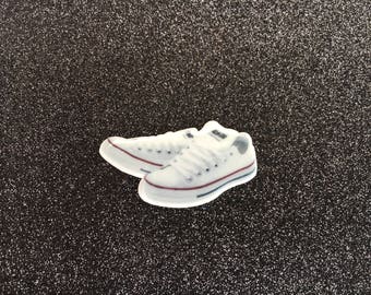 5pc. White Converse Sneakers resin Planar Flatbacks