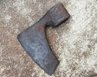 Antique axe - Hand forged axe - Metal axe - Axe head - A large antique axe - forge axe - hand forge axe
