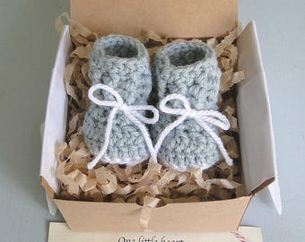 Grandparent Pregnancy Announcement, Baby Announcement, Baby Reveal, BOOTIES IN A BOX® Baby Bootie Reveal, Newborn Baby Booties, Baby Bootys