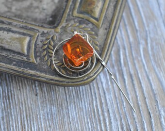 Vintage natural Baltic cognac Amber Pin, Brooch.
