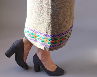 Vintage Patterned Long Wool Skirt