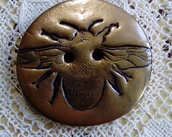 Large polymer clay bee button, unique clay button, focal button, large round clay button, handmade clay buttons, nature, insects