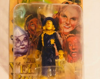 The Yellow Brick Road collectible mgm scarecrow figurine from the wizard of oz, 2005 new in box