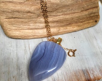 Blue lace agate gemstone necklace - gold filled jewelry - light blue stone pendant