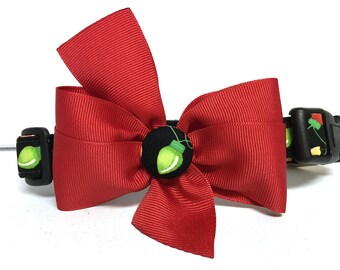 Dog Collar- The Christmas Lights- With Red Removable Bow- Adjustable Collar