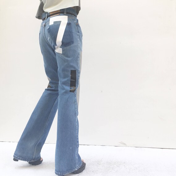 Art Boot-cut jeans High-Waisted LOLA DARLING Original Selected Vintage Levis Recovered Print Denim Zip Regular fit Numbers and Stripes