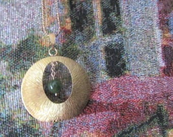 Vintage Krementz Chain Pendant Necklace Green Dangle Pendant