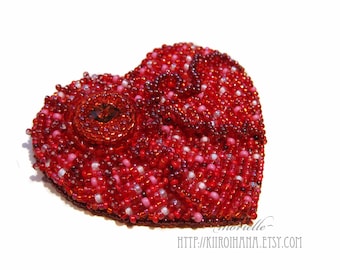 Heart | Bead embroidered heart shaped brooch