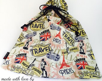 Travel the world. One shoe bag at a time