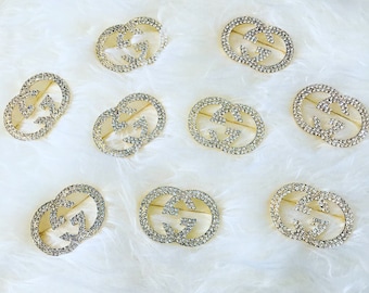 Designer inspired brooch pin
